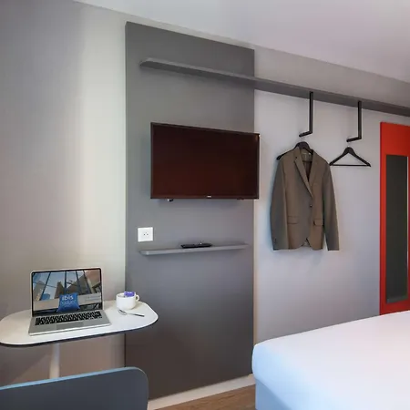 Szálloda Ibis Budget Aeroport 2*